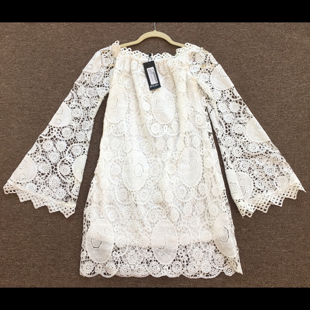NWT Nasty Gal White Crochet Cold Shoulder Dress 6 - Picture 5 of 6